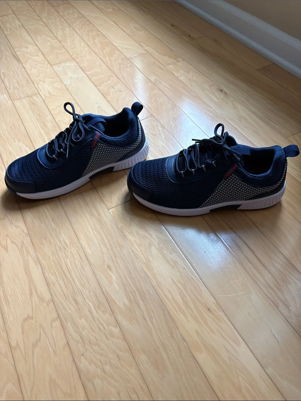 Men's Orthfeet 616 Edgewater Sneakers 10.5 X-Wide New Without Tags
